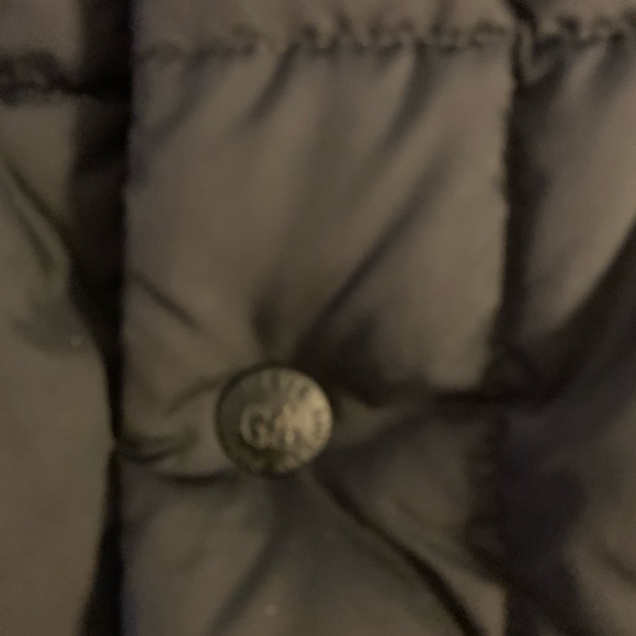 Giorgio Armani Black Puffer Vest size 44 - Picture 4 of 8